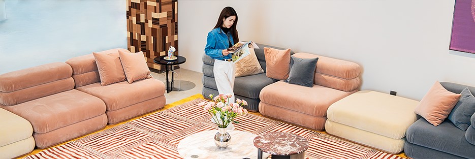 Blending Furniture Styles: Harmony Meets Contrast in Your Home