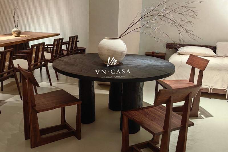 Sootiness Wood Veneer Dining Table